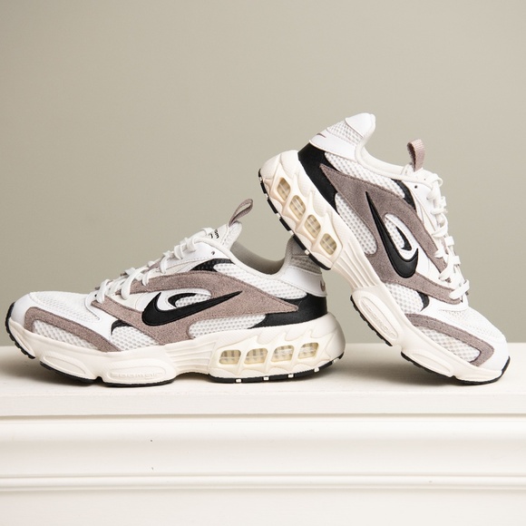 Nike Womens Air Zoom Fire Sneakers - White Diffused Taupe Women 11 / Men 9.5 - Picture 1 of 6